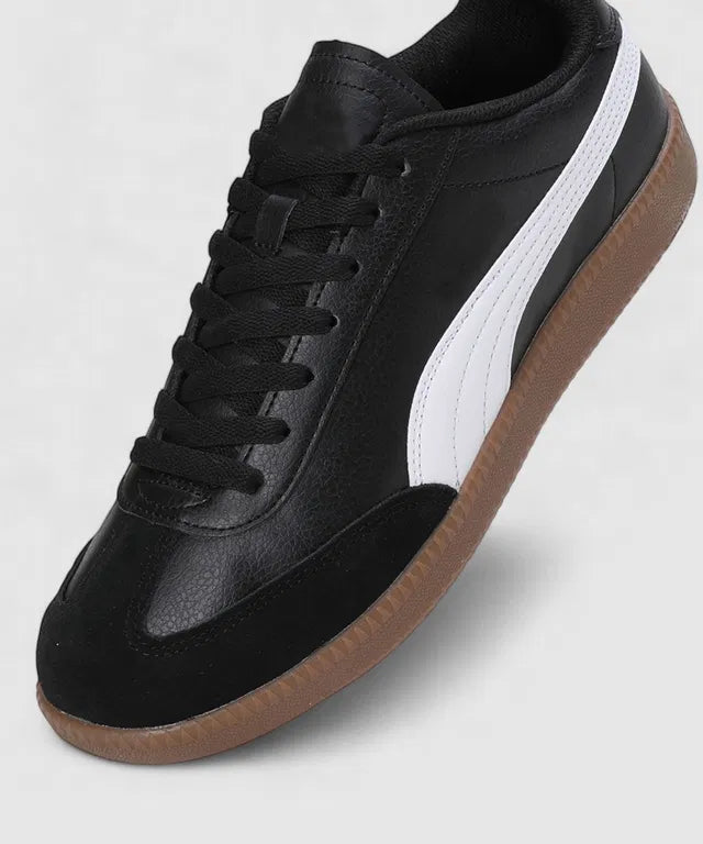 StreetFlex Black Classic Stripe Sneakers